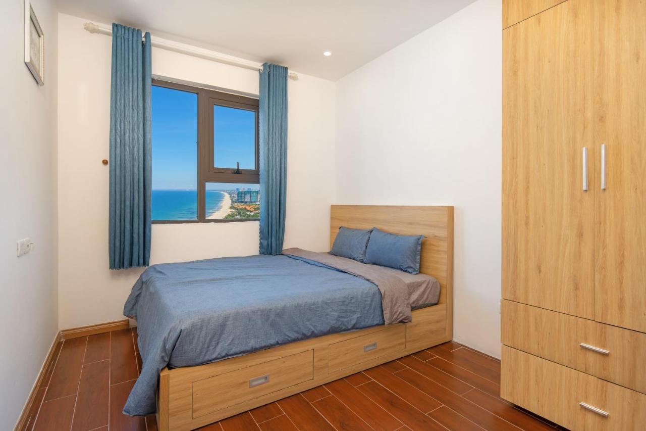 Sea View Balcony Retreat: My Khe Beach Proximity * Da Nang
