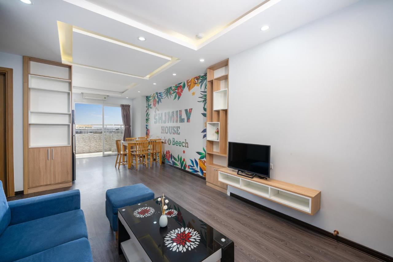 Sea View Balcony Retreat: My Khe Beach Proximity Apartment Da Nang